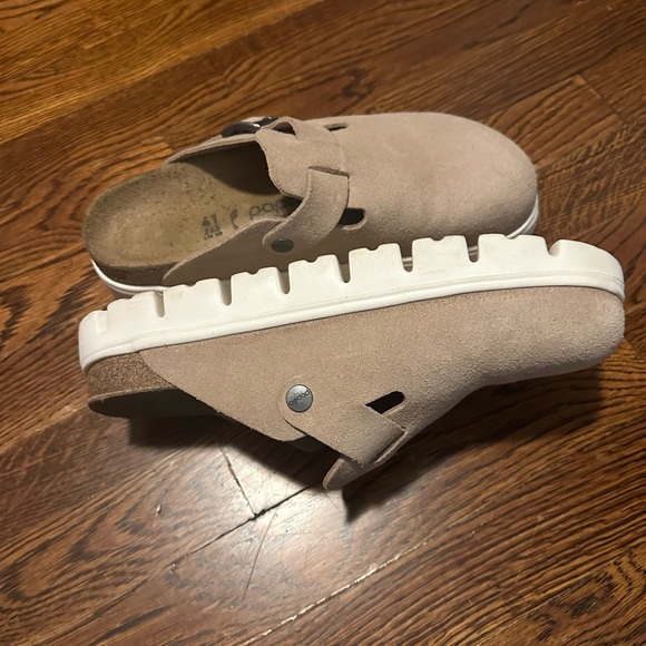 Women’s Papillon Tan Mules, size 41 - Picture 3 of 6